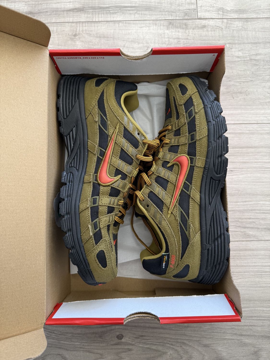 NIKE P6000 GREEN ORANGE, USED WITH BOX: 10