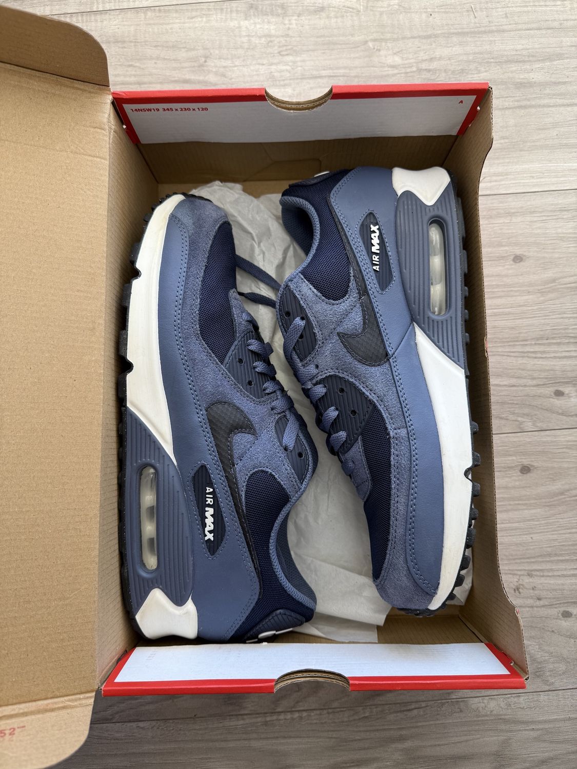 AIRMAX 90 DIFFUSED BLUE NIKE, USED WITH BOX: 11.5