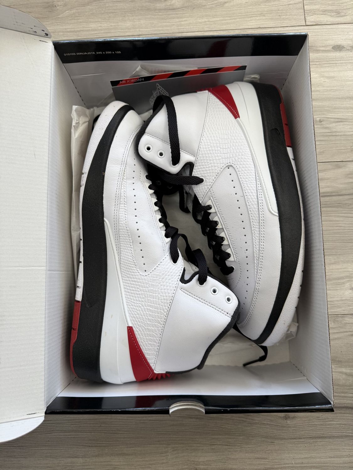 JORDAN 2 CHICAGO