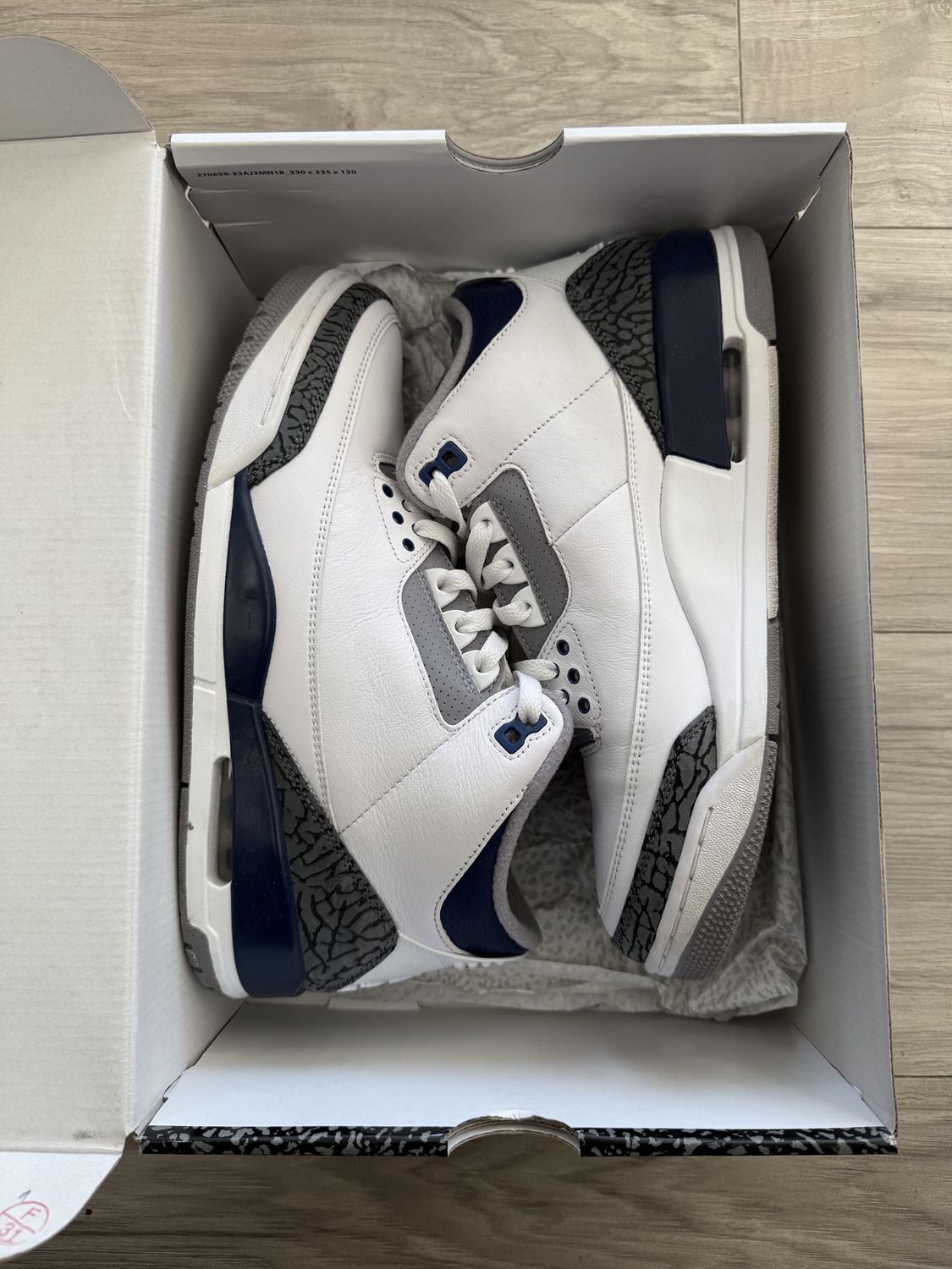 JORDAN 3 MIDNIGHT NAVY, USED: 9.5