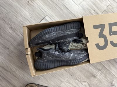 YEEZY 350 MX DARK SALT