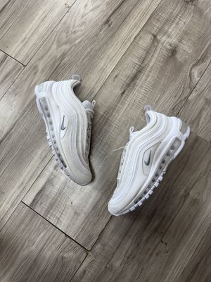 AIRMAX 97 WHITE TRIED ON
