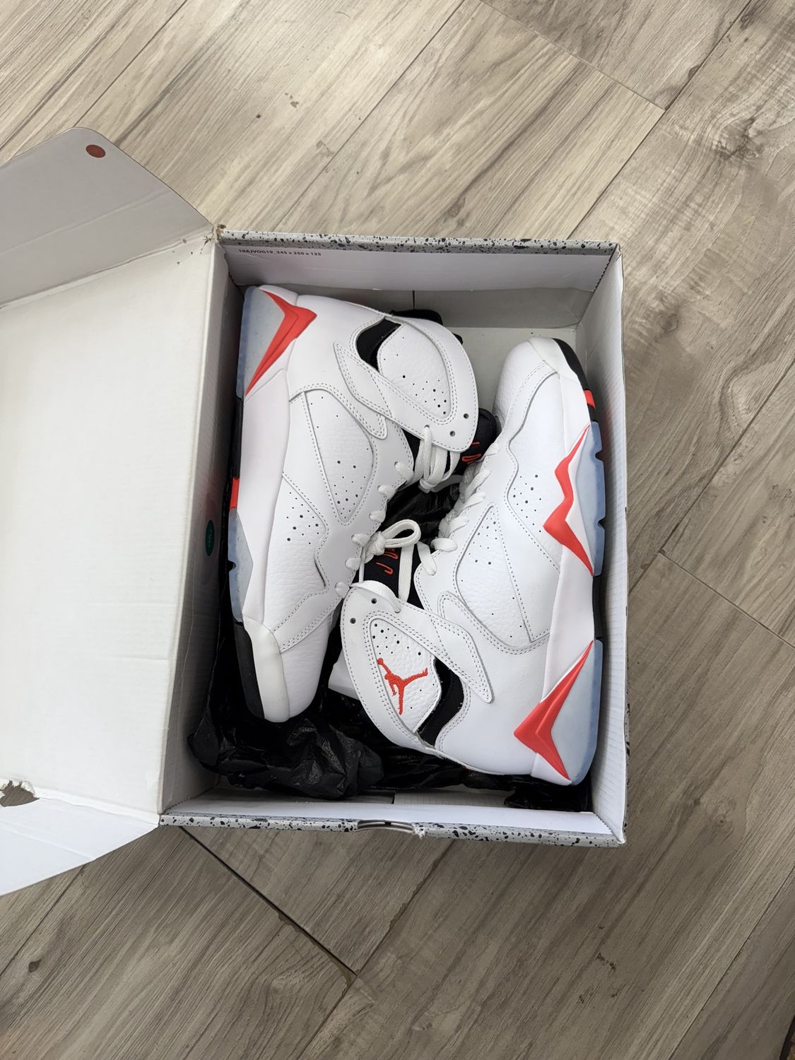 JORDAN 7 INFARED 9.5