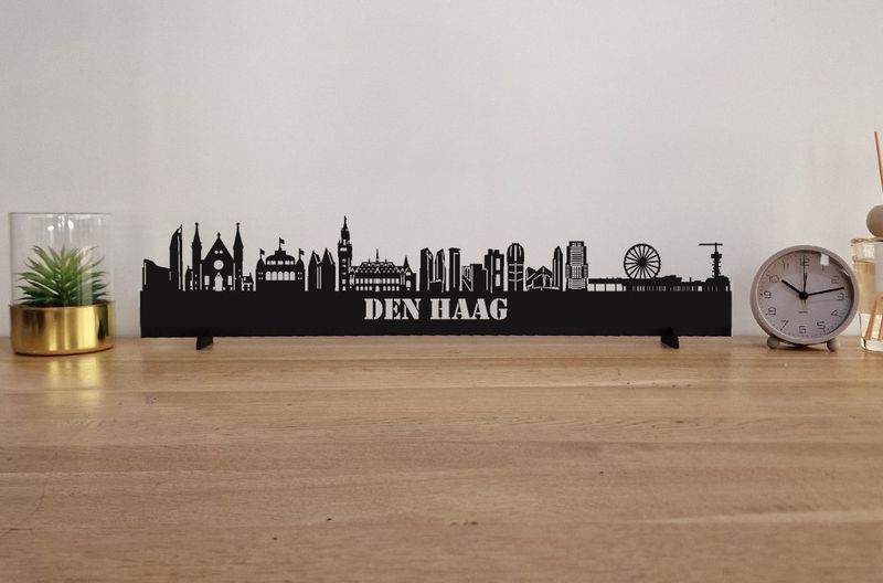 Skyline Den Haag – 55 cm | Zwart MDF