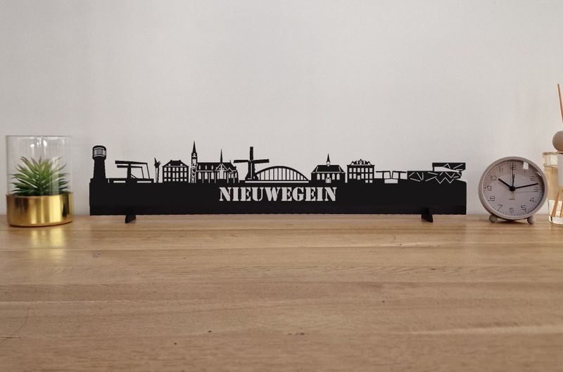 Skyline Nieuwegein – 55 cm | Zwart MDF