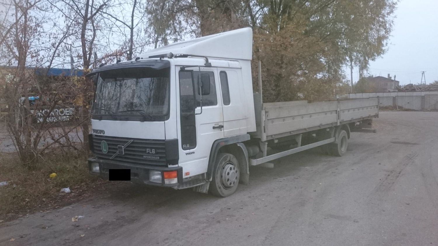PÓŁOŚ PÓŁOŚKA VOLVO FL 6 FL6 L 42 PRAWA 6795425