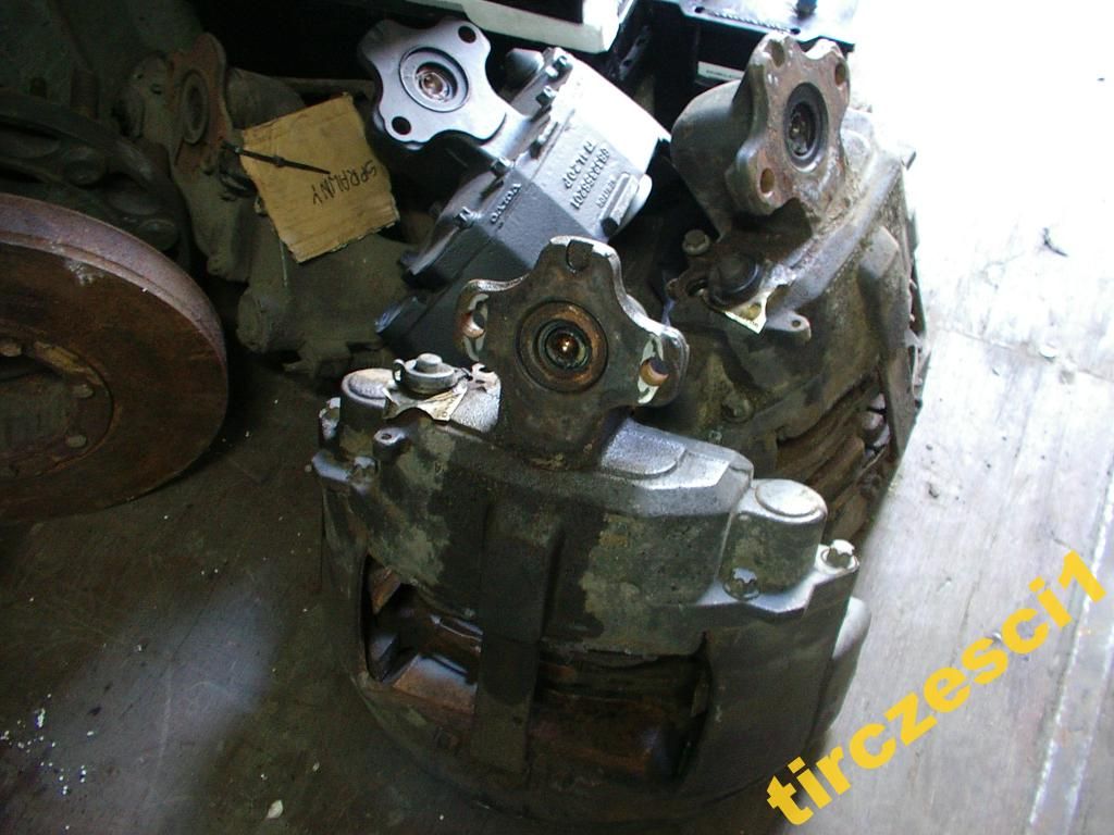 ZACISK HAMULCOWY HAMULCA VOLVO FH 13 PRZEDNI PRZÓD