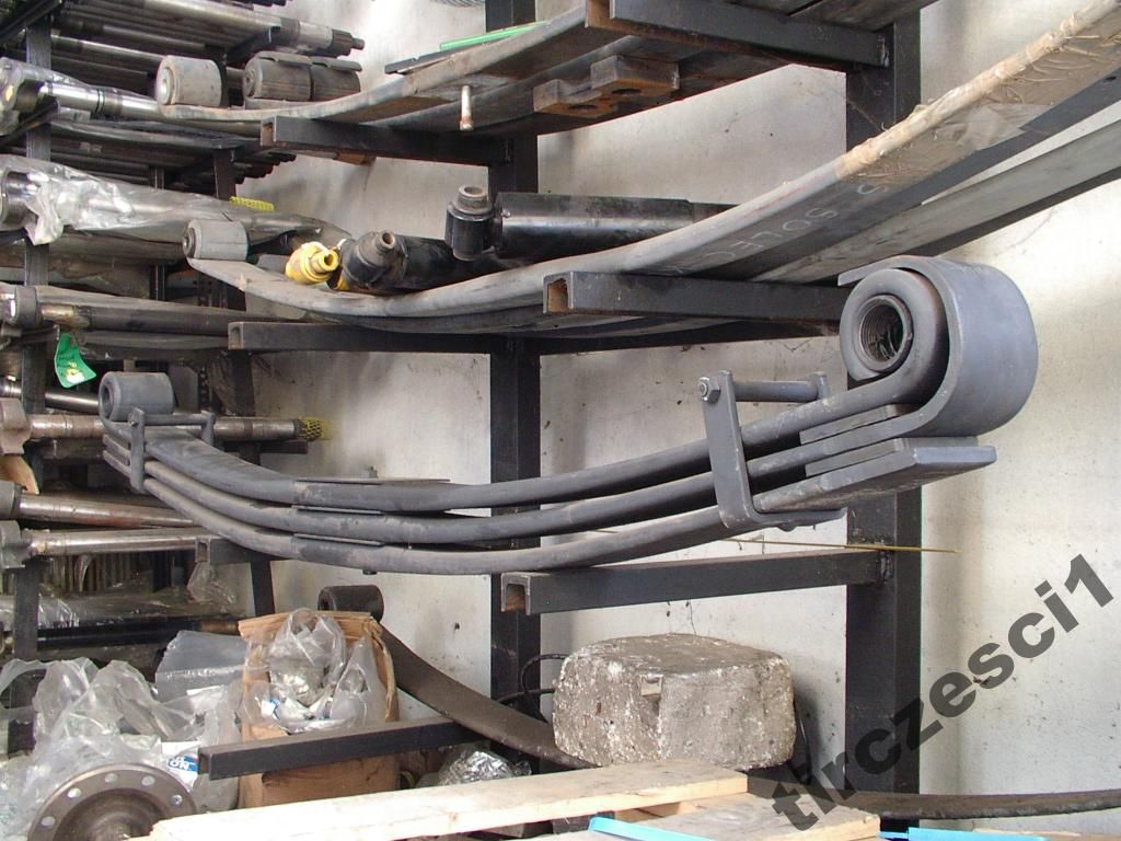 RESOR TYLNY TYL VOLVO F10 F12 F 10 12  3 PIOROWY