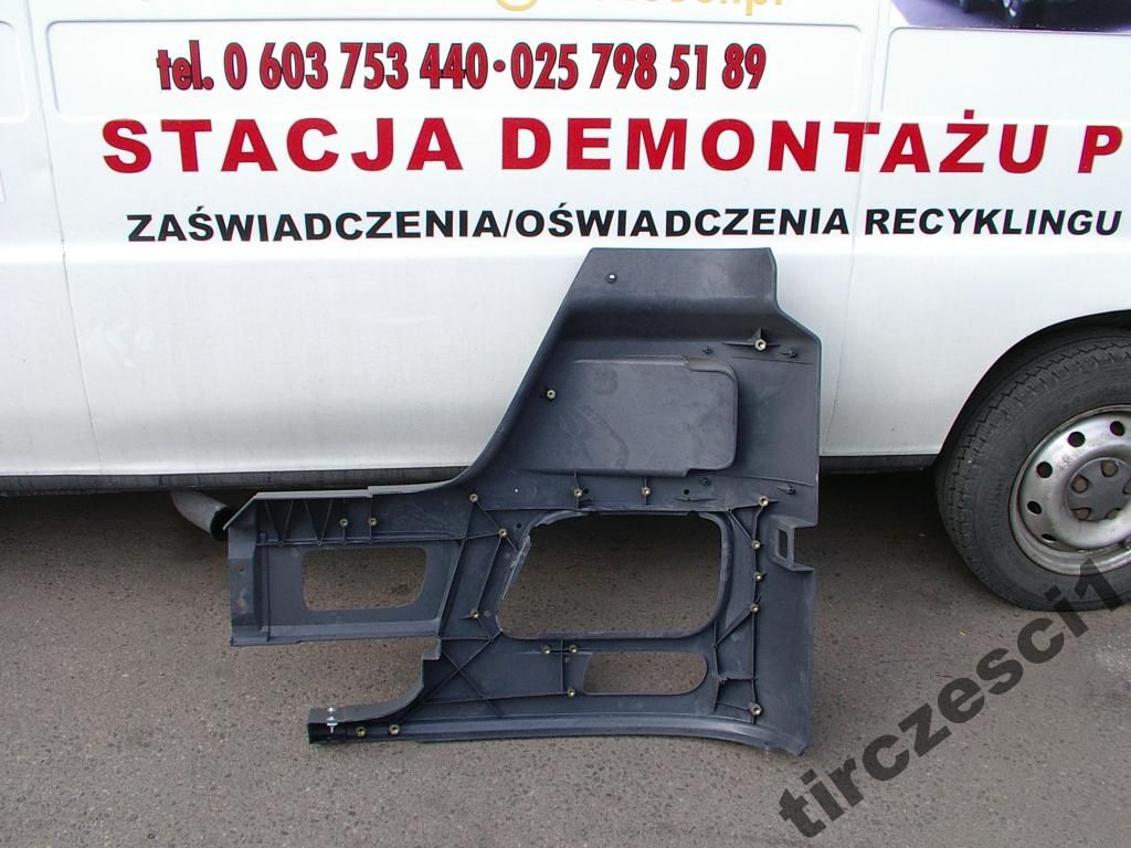 ZDERZAK PRZEDNI MERCEDES ACTROS OBUDOWA LAMPY TIR