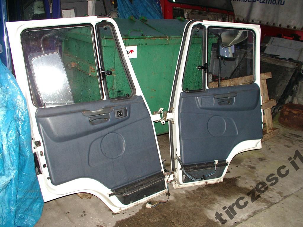 SZYBA  BOCZNA DRZWI DAF 45 TIR CZESCI WARSZAWSKA