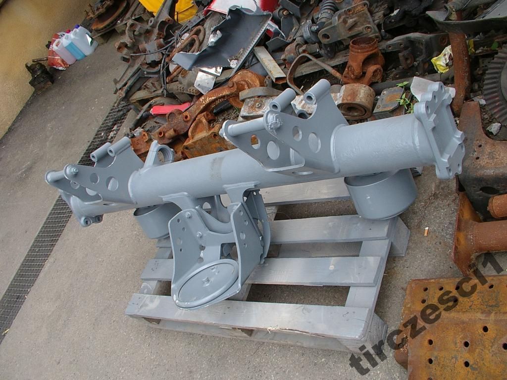 OS TYLNA PODWIESZANA WLECZONA PODNOSZONA MAN TGA