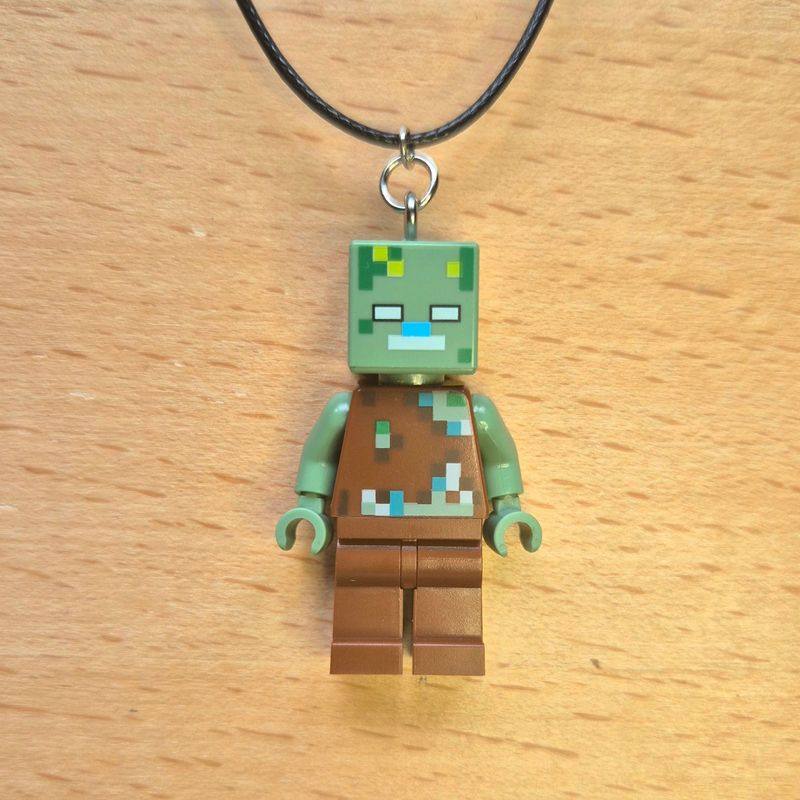 Minecraft "The Drowned" Fig Necklace 