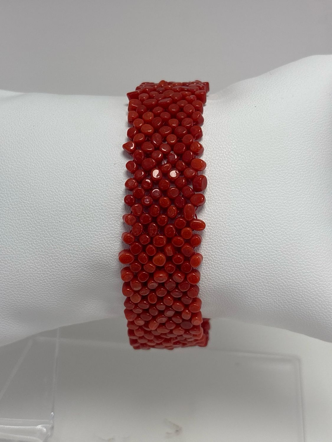 Bracciale in invero corallo naturale con chiusura in argento 925 bagnato in oro lungo 20 cm