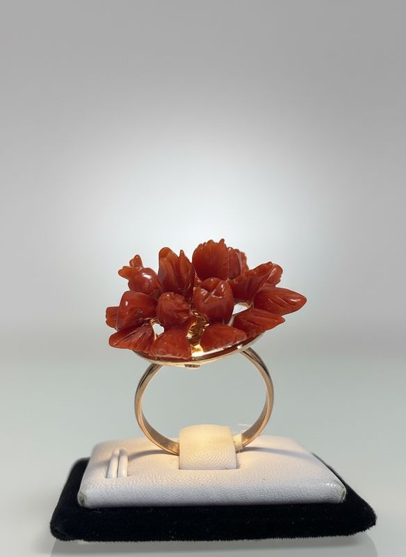 Anello regolabile in argento, 925 rodiato color oro con fiori e frutta in corallo Mediterraneo