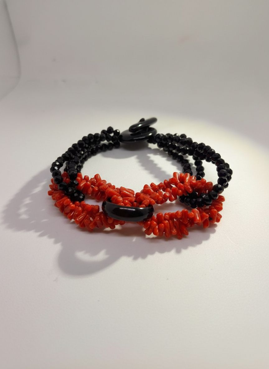 Bracciale con corallo Mediterraneo e Agata nera