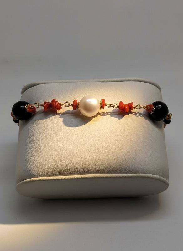 Bracciale in argento, 925 con perla di fiume corallo mediterraneo e Agata nera