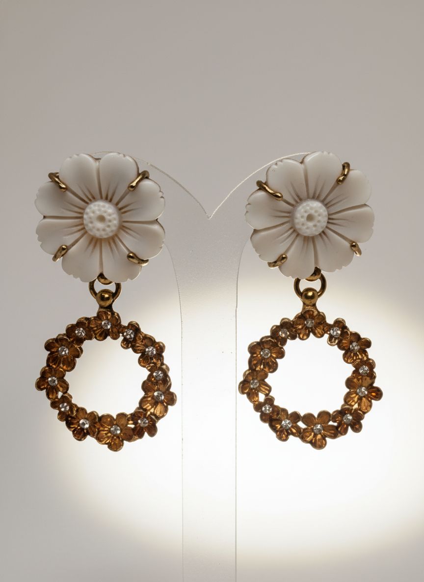 Orecchini in argento 925 placcato oro con zirconi e cammei sardonici