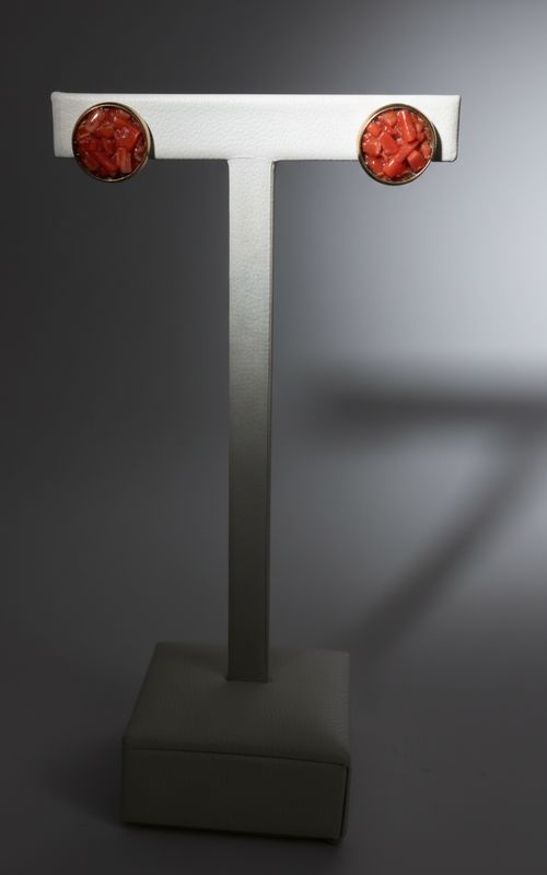 Orecchini in corallo mediterraneo montati in argento 925 placcati oro