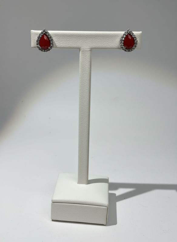 Orecchini in corallo mediterraneo montati in argento 925 con zirconi