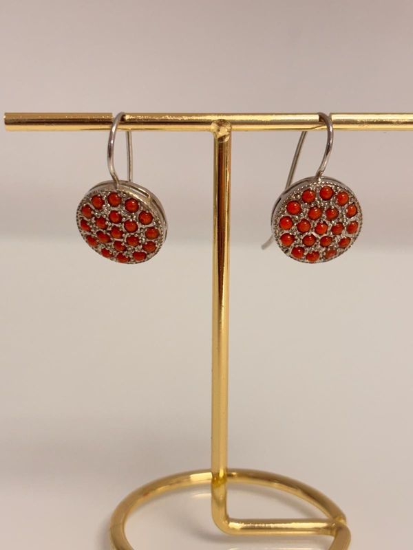 Orecchini in corallo mediterraneo montati in argento 925