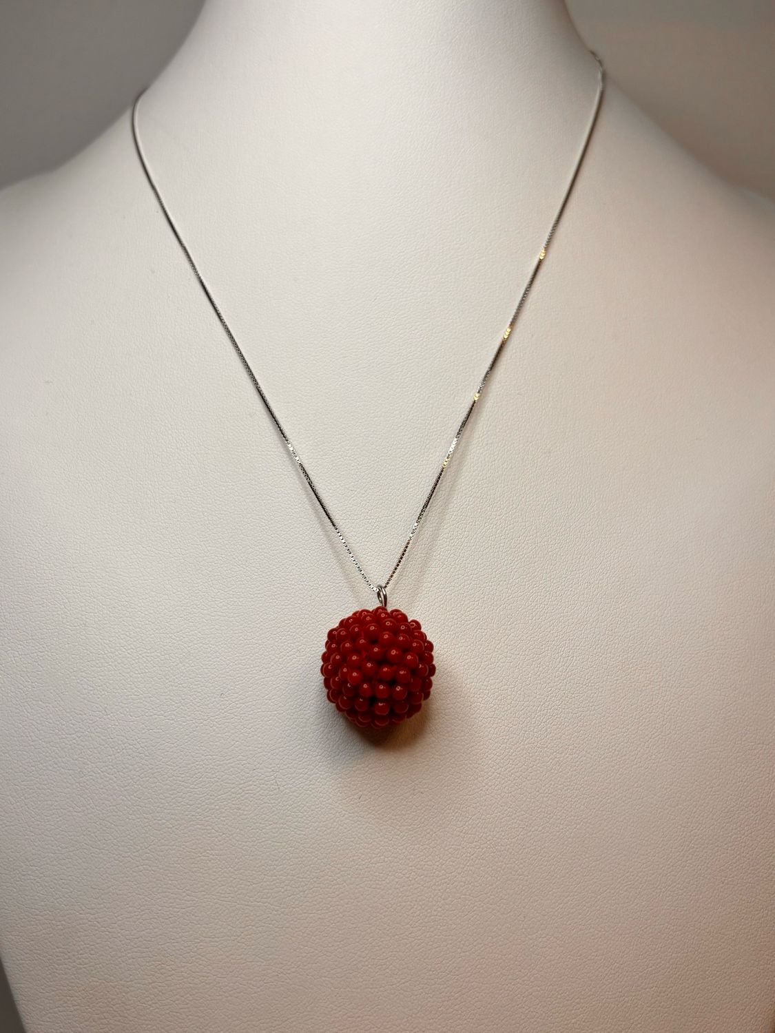 Collana in corallo mediterraneo e argento 925