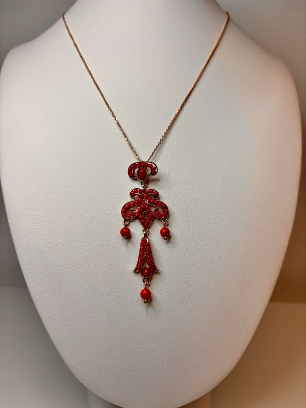 Collana in argento 925 stile antico con corallo mediterraneo