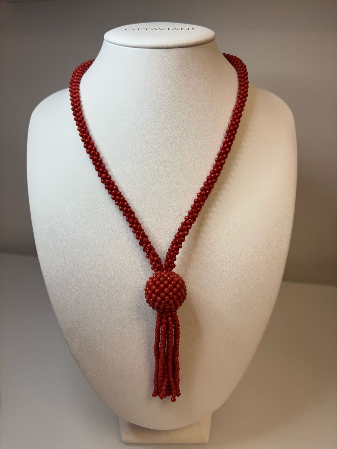 Collana in corallo mediterraneo lavorazione a tessito