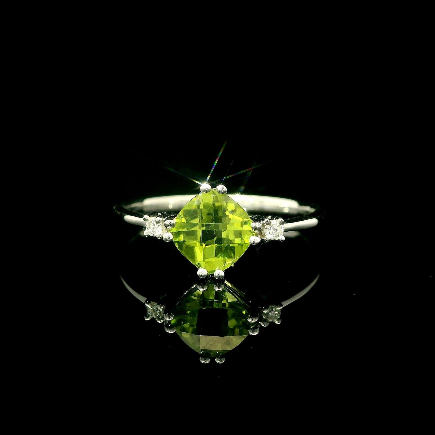 14KWG Peridot and Diamond Ring