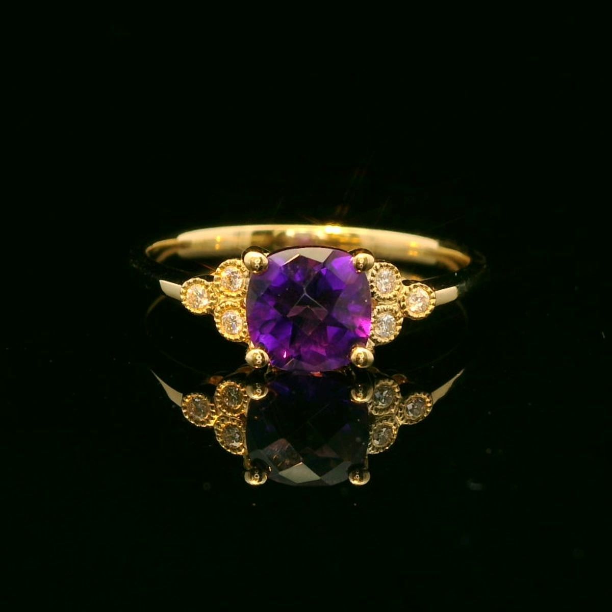 14KYG Amethyst and Diamond Ring