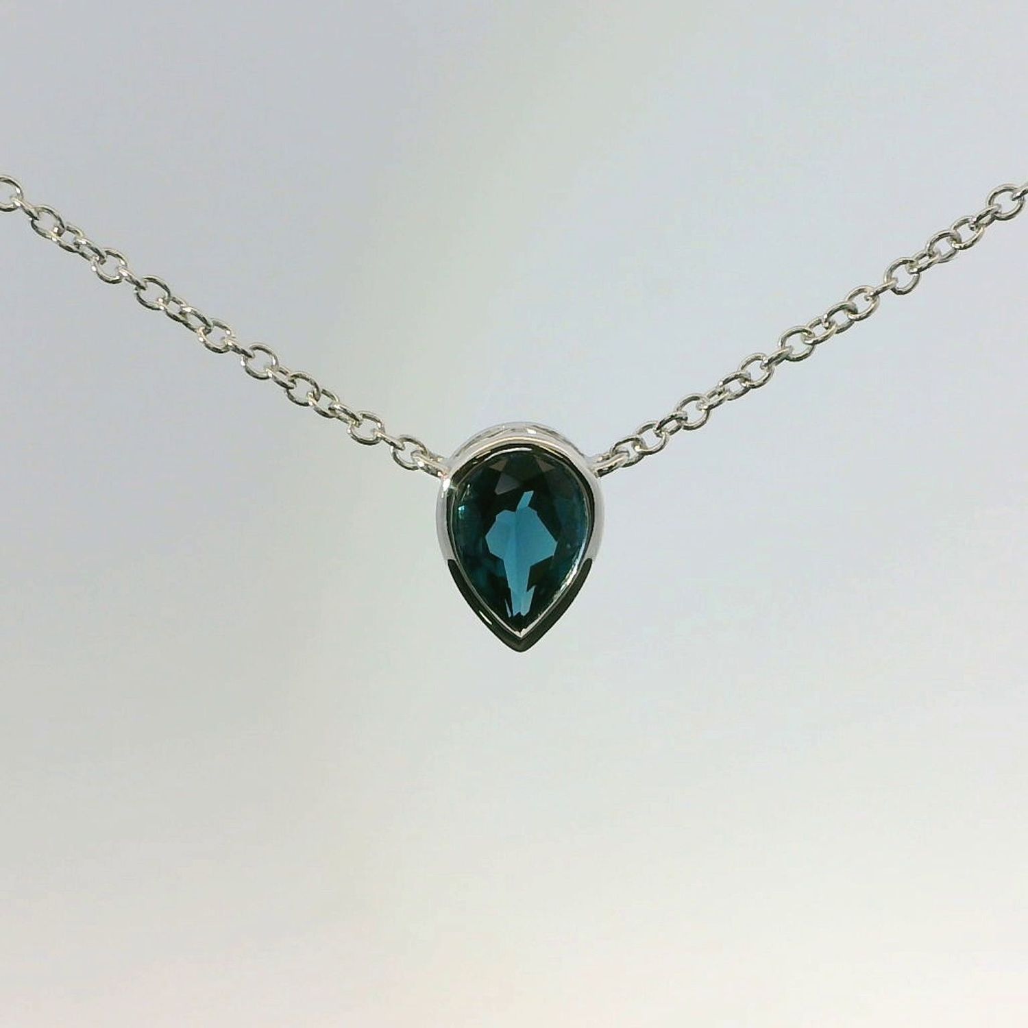 14KWG London Blue Topaz Pendant