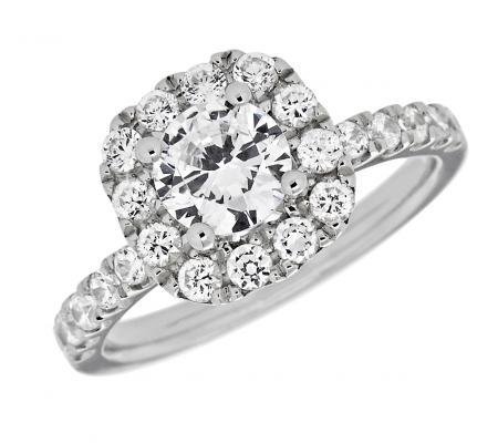 Halo-Style Diamond Engagement Mounting