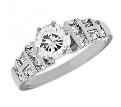 Baguette and Princess-Cut Diamond Engagement Mounting