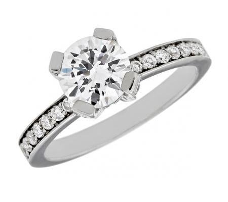 Pave-Style Diamond Engagement Mounting