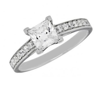 Princess-Cut Diamond Engagement Mounting
