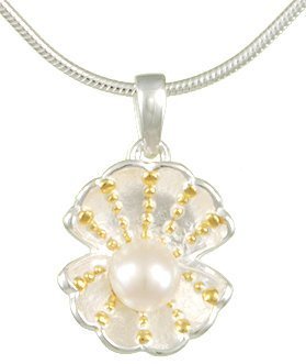 Michou "Pearl Oyster" Pendant - Poseidon's Treasures