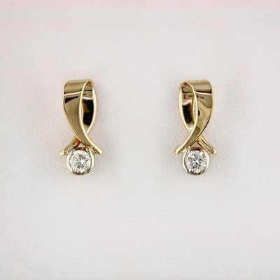 14K Yellow Gold Diamond Twist Earrings
