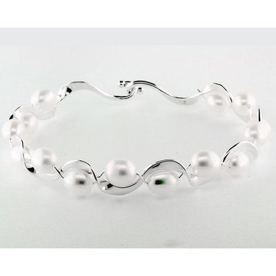 Sterling Silver Pearl Ruffle Bracelet