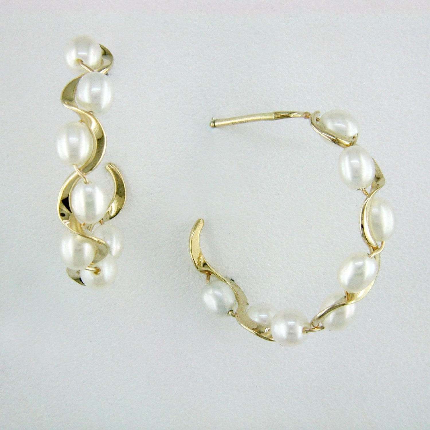 14K Yellow Gold Pearl Ruffle Hoop Earrings