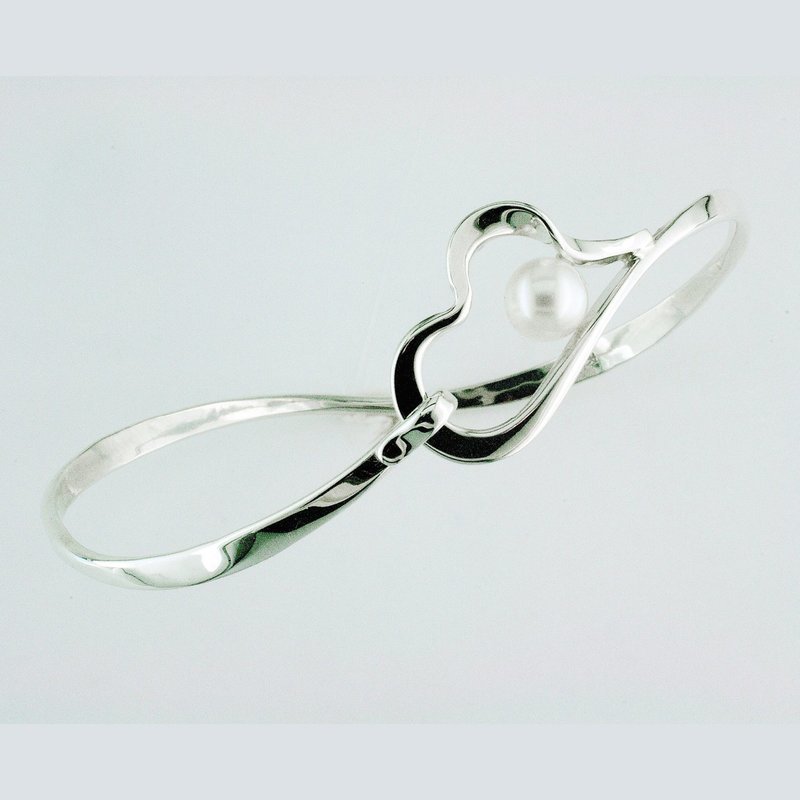 Sterling Silver Pearl Heart Bracelet