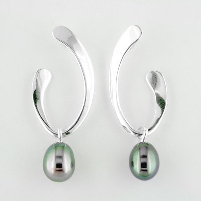 Sterling Silver Black Pearl Oval Hoop Earrings