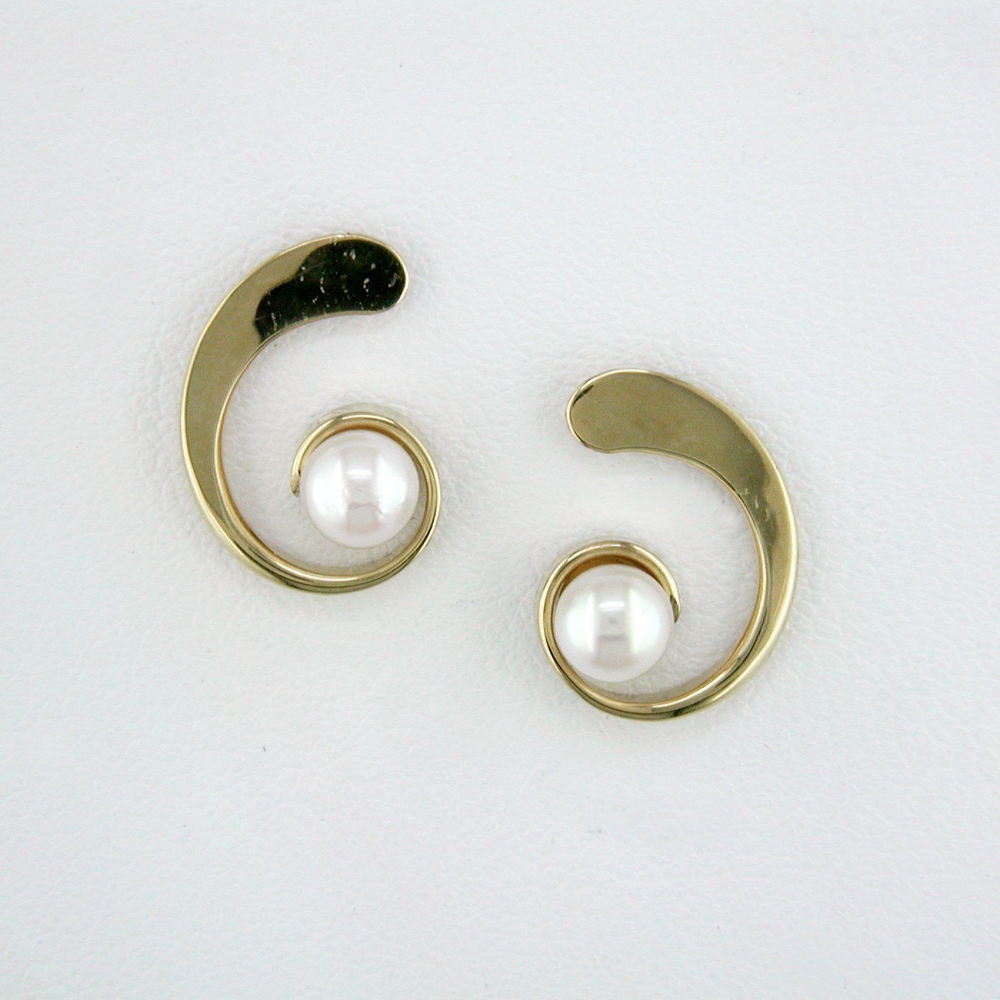 14K Yellow Gold Pearl Curl Earrings