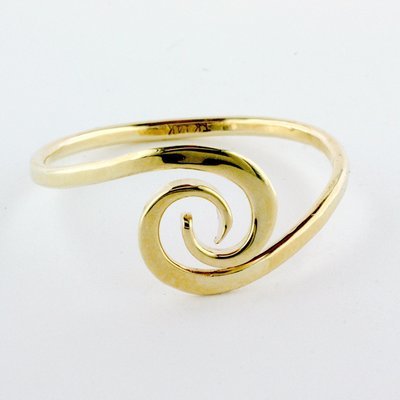 14K Yellow Gold Curled Wave Ring