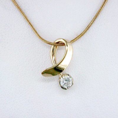 14K Yellow Gold Diamond Offside Loop Pendant - Small