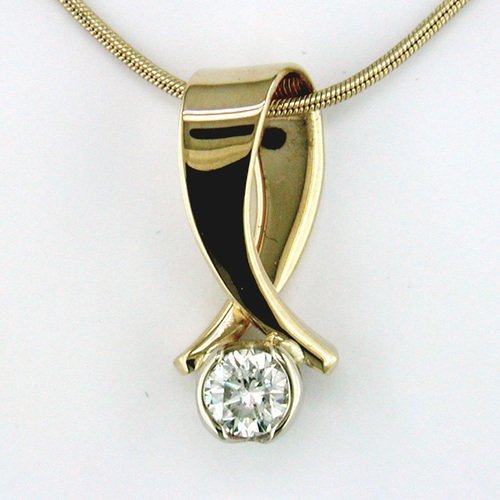 14K Yellow Gold Diamond Twist Pendant - Medium
