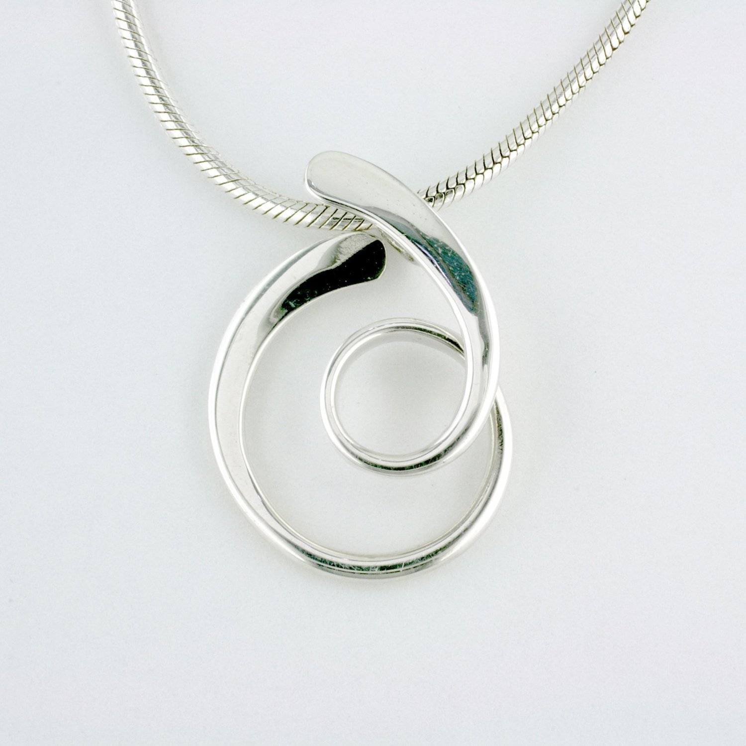 Sterling Silver Loop-de-Loop Pendant
