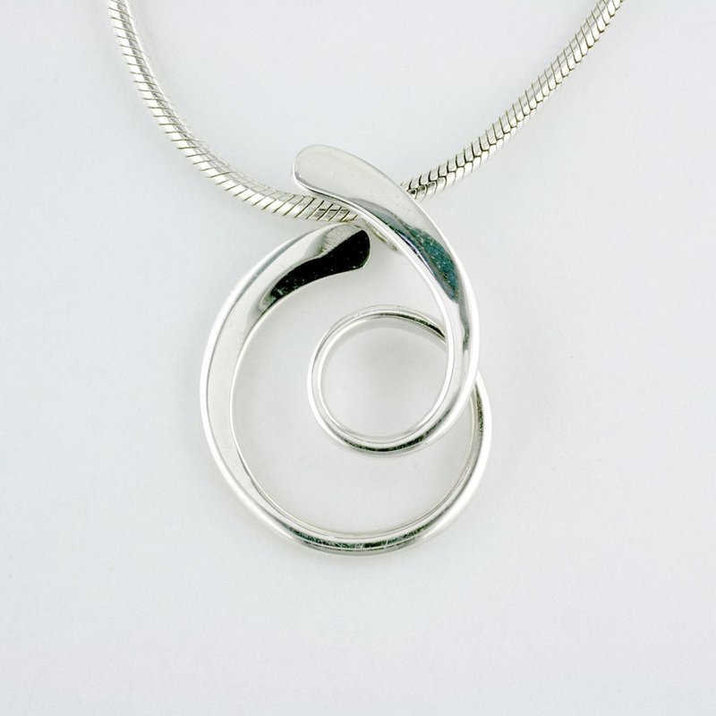 Sterling Silver Loop-de-Loop Pendant