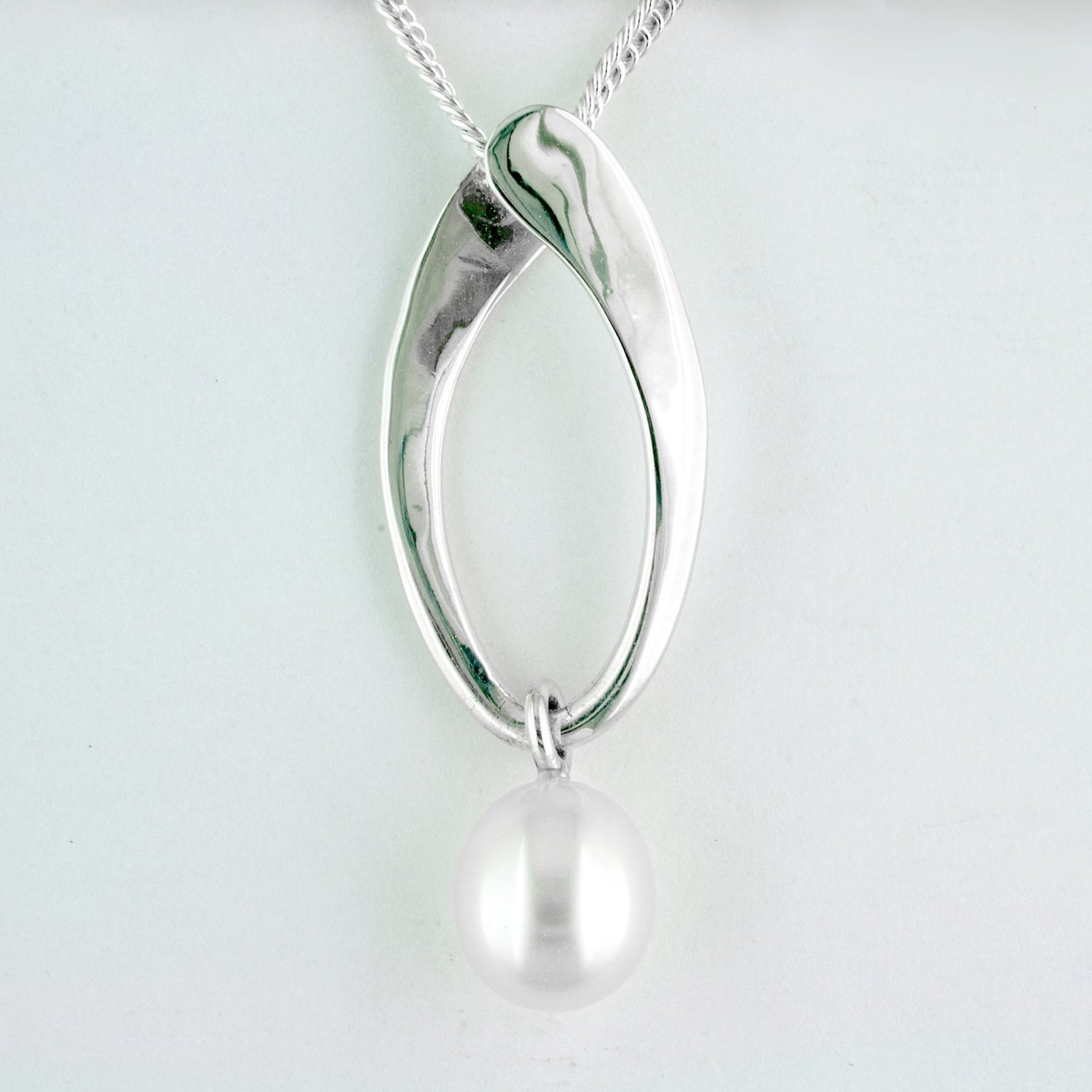 Sterling Silver Pearl Oval Hoop Pendant