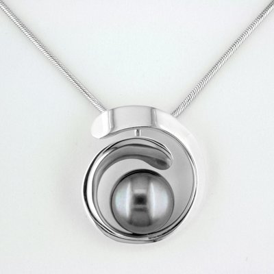 Sterling Silver Black Pearl Overlap Curl Pendant