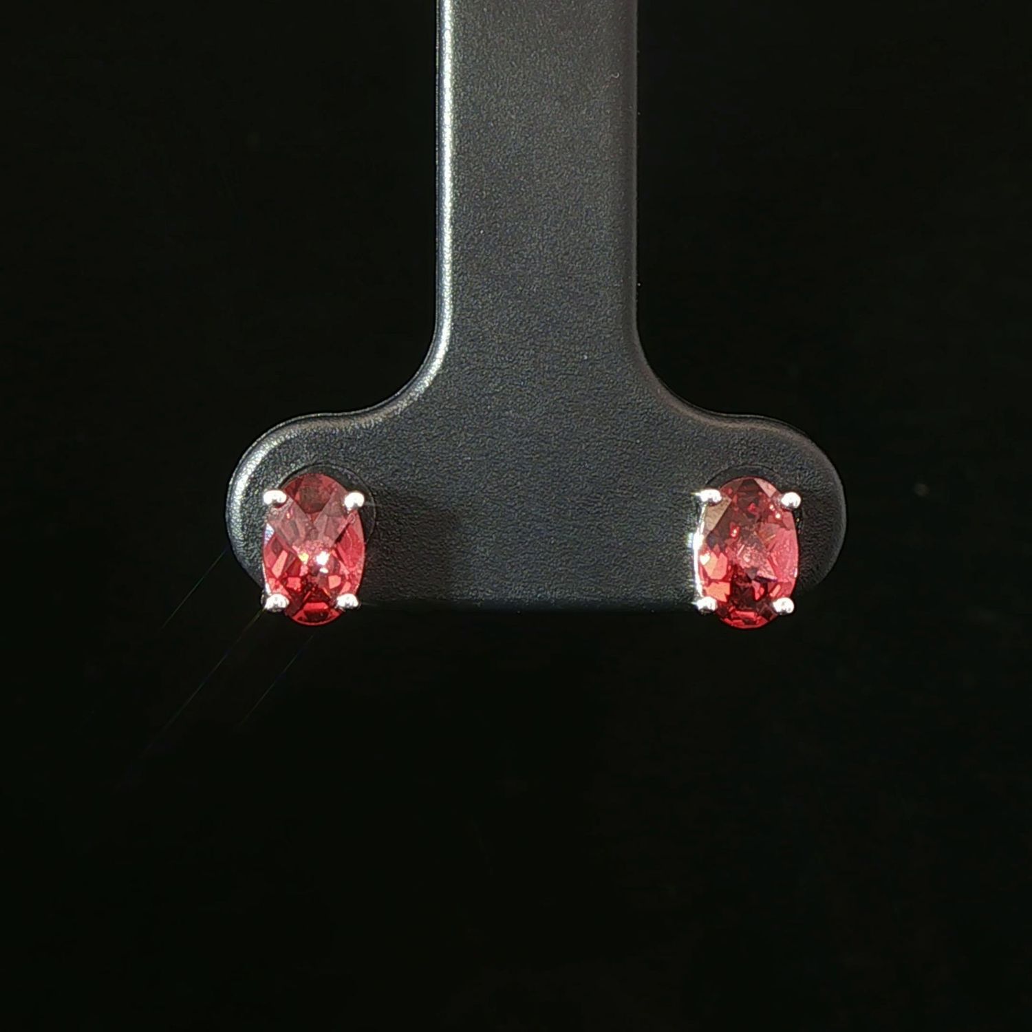 14K White Gold Oval Garnet Stud Earrings