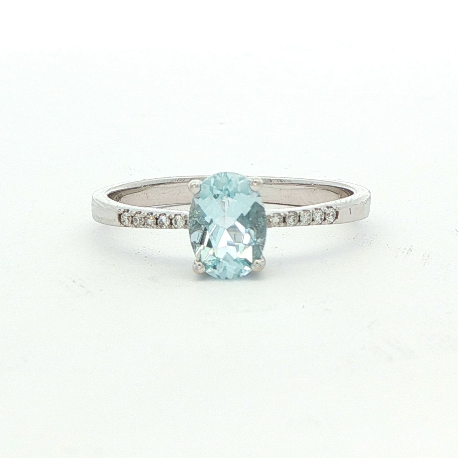 14K White Gold Aquamarine and Diamond Ring